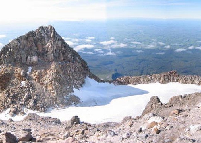 Mount Taranaki (Egmont) Summit Track Thumbnail
